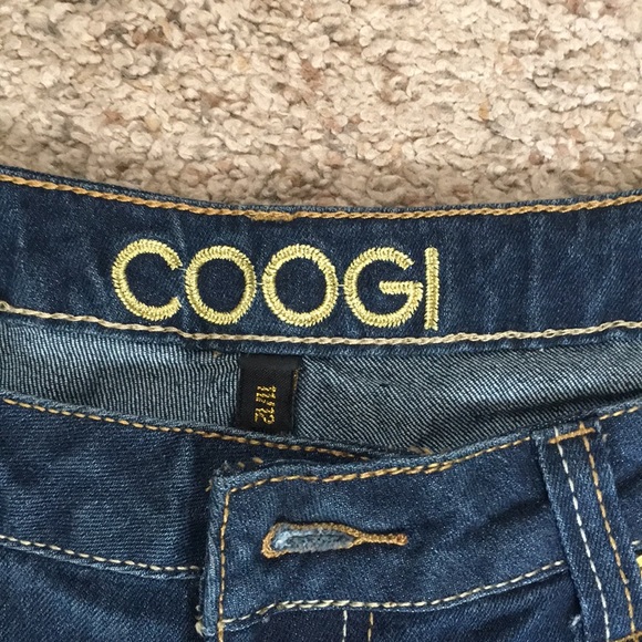 Coogi Capris (Size 11/12) - Picture 2 of 4